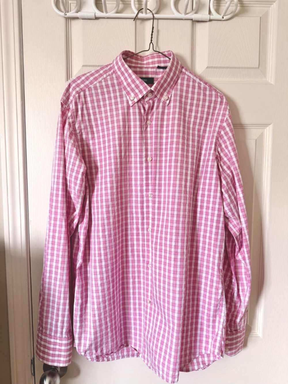 Hugo Boss Pink Check Dress Shirt – Regular Fit – Size 42 / 16.5 – 100% Cotton